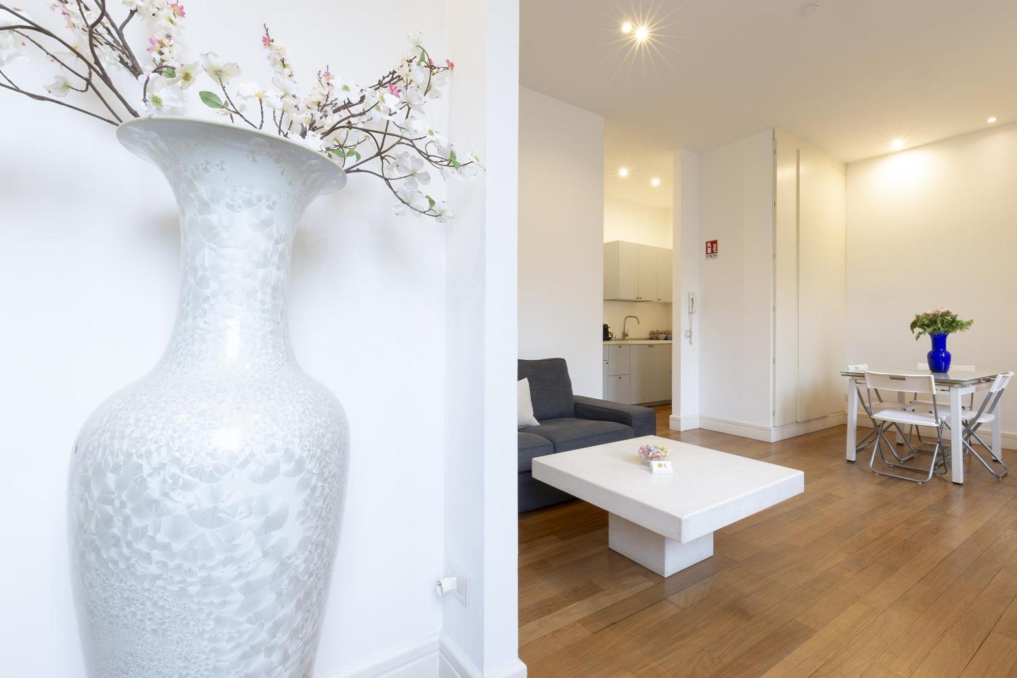 Vittore Rooms & Apartment Milan Exterior photo