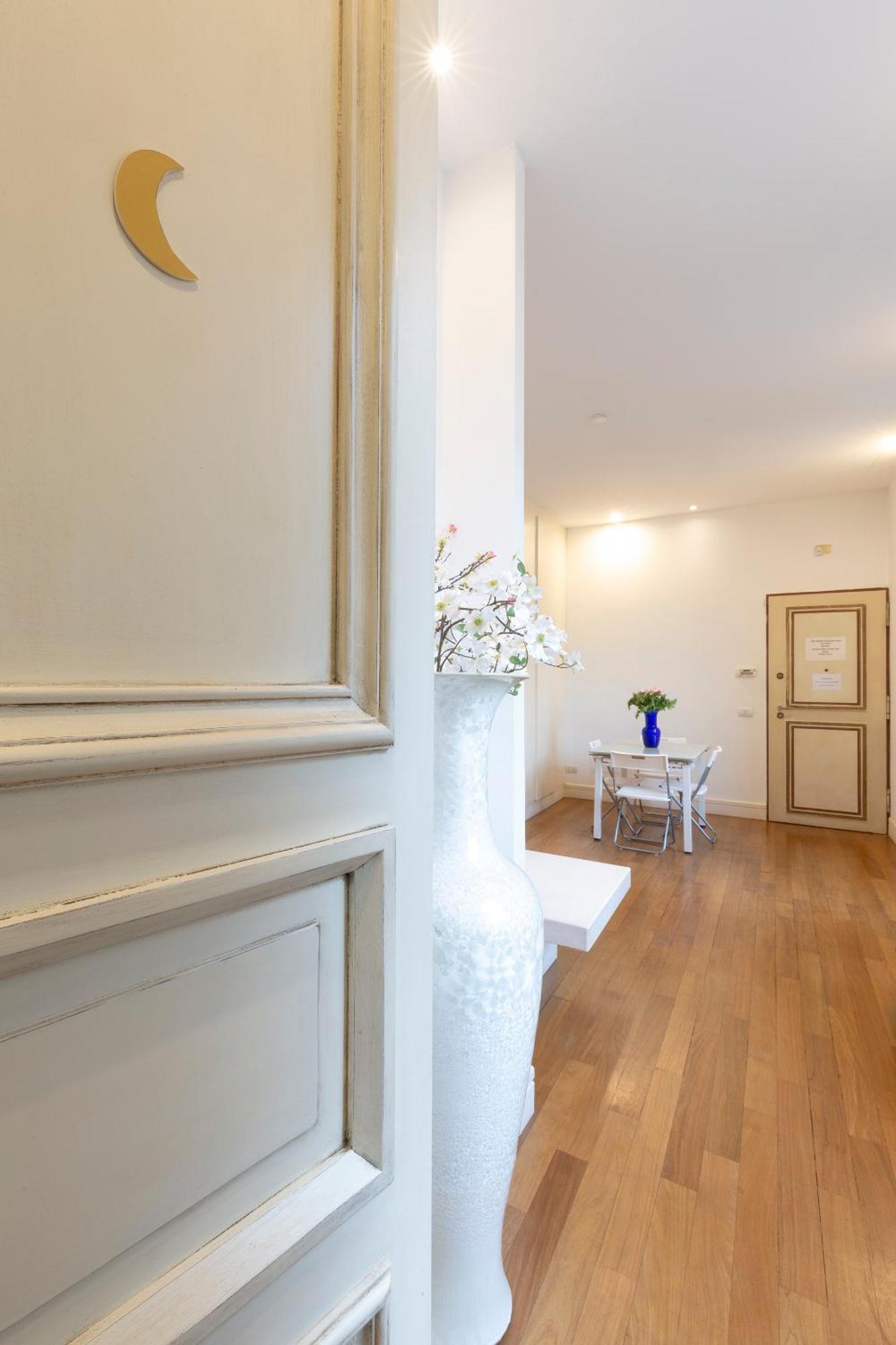 Vittore Rooms & Apartment Milan Exterior photo