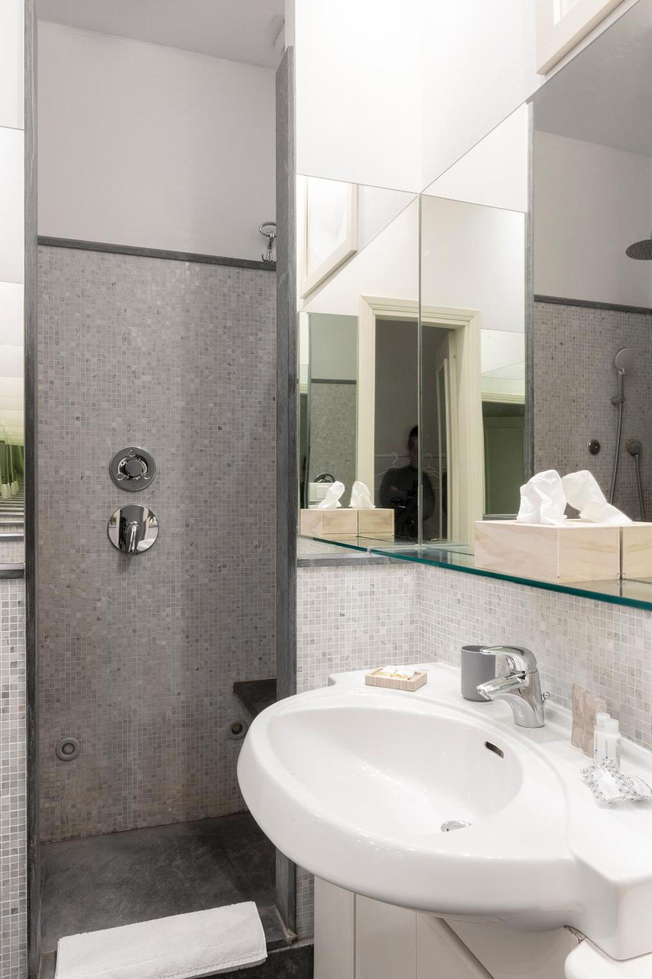 Vittore Rooms & Apartment Milan Exterior photo