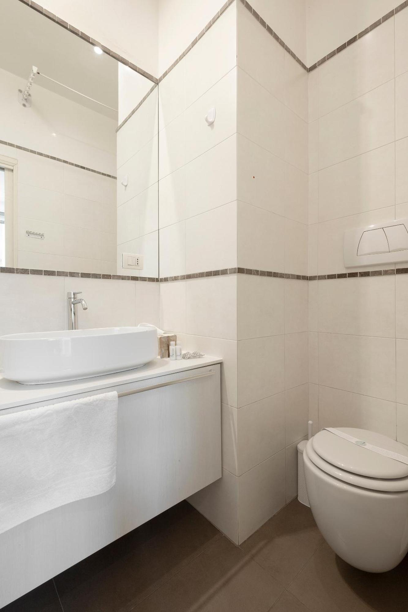Vittore Rooms & Apartment Milan Exterior photo